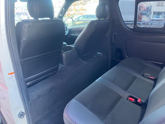 ハイエースバン スーパーＧＬ　ダークプライムＩＩ　スーパーＧＬ　ダークプライムＩＩ　５型　アルパインＢＩＧＸ１１　デイトナ１６インチ　２インチローダウン　トヨタセーフティセンス・ＬＥＤヘッドライト・プッシュスタート・ドライブレコーダー　ＥＴＣ（24枚目）