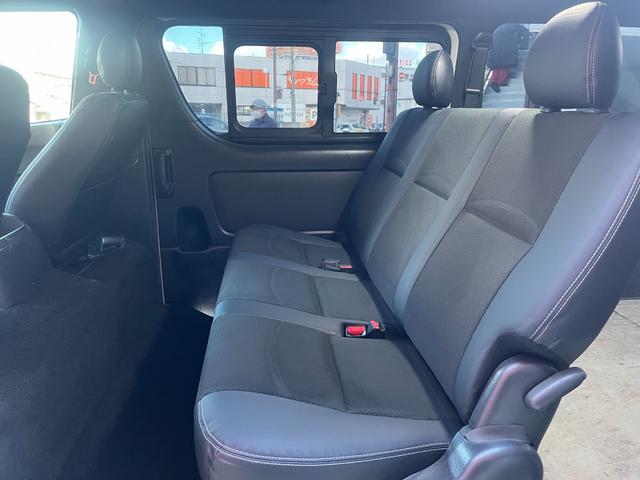 ハイエースバン スーパーＧＬ　ダークプライムＩＩ　スーパーＧＬ　ダークプライムＩＩ　５型　アルパインＢＩＧＸ１１　デイトナ１６インチ　２インチローダウン　トヨタセーフティセンス・ＬＥＤヘッドライト・プッシュスタート・ドライブレコーダー　ＥＴＣ（25枚目）