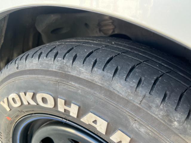 ハイエースバン スーパーＧＬ　ダークプライムＩＩ　スーパーＧＬ　ダークプライムＩＩ　５型　アルパインＢＩＧＸ１１　デイトナ１６インチ　２インチローダウン　トヨタセーフティセンス・ＬＥＤヘッドライト・プッシュスタート・ドライブレコーダー　ＥＴＣ（52枚目）