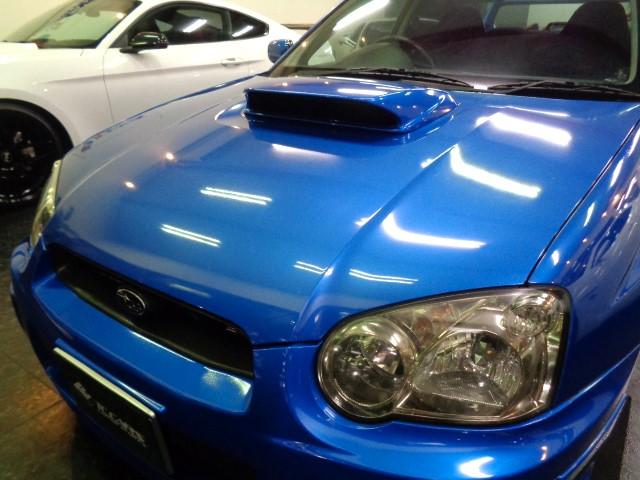 インプレッサ ＷＲＸ　ＳＴｉ　ＷＲブルーカラーＳＴＩフルエアロＥＪ２０ＢＯＸＥＲターボエンジン６ＭＴ４ＷＤステンＳＴＩマフラーＳＴＩ足回りブレンボキャリパーＤＣデフコントロールＢＢＳアルミ追加メーターＨＤＤナビＴベルト交換済（5枚目）