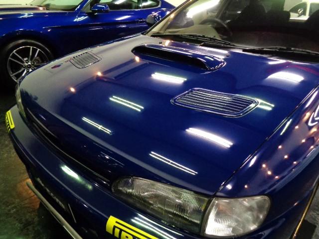 インプレッサスポーツワゴン ＷＲＸ　ＳＴｉバージョンＩＩ　５５５　１００台限定車ＥＪ２０ＢＯＸＥＲターボエンジン５ＭＴ４ＷＤ柿本マフラーＳＴＩタワーバー限定スポーツブルーカラーＳＴＩエアロスピードラインＡＷアンダーカバーＮＡＲＤＩステアナビＴＶ２オーナＴベルト交換済（5枚目）