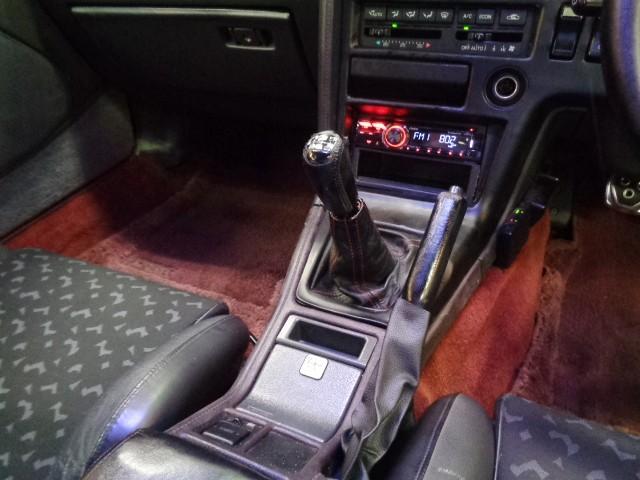 スープラ ２．５ＧＴツインターボＲ　ターボＡ仕様フルエアロノーマルルーフ１ＪＺ－ＧＴＥツインターボエンジン純正５ＭＴ専用２本出しマフラービルシュタインアルミラジエターレカロシートターボＲアルミリトラクタブルＬＥＤライトＴベルト交換済（27枚目）