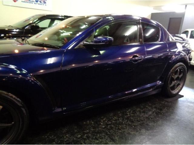 ＲＸ－８ タイプＳ　ＢＬＩＴＺスーパーチャージャーＲＥＮＥＳＩＳロータリーエンジン６ＭＴミッションＲマジックマフラーＭＡＺＤＡＳＰＥＥＤエアロ足回りＰ１アルミＳＢＣ黒赤レザーシートＢＯＳＥサウンドナビＳＲ走行３万ｋｍ台（18枚目）