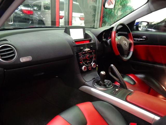 ＲＸ－８ タイプＳ　ＢＬＩＴＺスーパーチャージャーＲＥＮＥＳＩＳロータリーエンジン６ＭＴミッションＲマジックマフラーＭＡＺＤＡＳＰＥＥＤエアロ足回りＰ１アルミＳＢＣ黒赤レザーシートＢＯＳＥサウンドナビＳＲ走行３万ｋｍ台（25枚目）