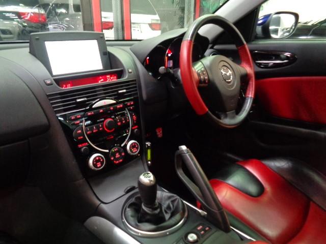 ＲＸ－８ タイプＳ　ＢＬＩＴＺスーパーチャージャーＲＥＮＥＳＩＳロータリーエンジン６ＭＴミッションＲマジックマフラーＭＡＺＤＡＳＰＥＥＤエアロ足回りＰ１アルミＳＢＣ黒赤レザーシートＢＯＳＥサウンドナビＳＲ走行３万ｋｍ台（28枚目）