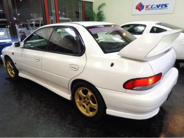インプレッサ ＷＲＸ　ＳＴｉバージョンＩＶ　２２Ｂ仕様エアロＥＪ２０ＢＯＸＥＲターボエンジン５ＭＴミッション４ＷＤステンマフラーＳＴＩ足回りレッド対向キャリパーラムコ追加メーターＳＴＩカーボンタワーバーＳＴＩアルミＭＯＭＯステアＴベルト交換済（22枚目）