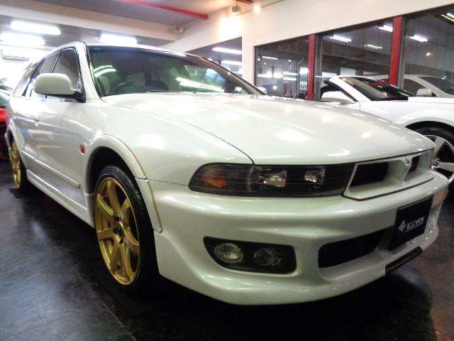 レグナム ＶＲ－４タイプＳ　最終型ギャラクシーホワイトパールカラーフルエアロ６Ａ１３Ｖ６ツインターボエンジン２８０ＰＳ純正５ＭＴ４ＷＤ専用大口径マフラータワーバー専用オーバーフェンダーＥＮＫＥＩアルミＮＡＲＤＩステアナビＴＶ（2枚目）