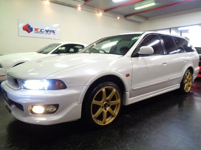 レグナム ＶＲ－４タイプＳ　最終型ギャラクシーホワイトパールカラーフルエアロ６Ａ１３Ｖ６ツインターボエンジン２８０ＰＳ純正５ＭＴ４ＷＤ専用大口径マフラータワーバー専用オーバーフェンダーＥＮＫＥＩアルミＮＡＲＤＩステアナビＴＶ（7枚目）