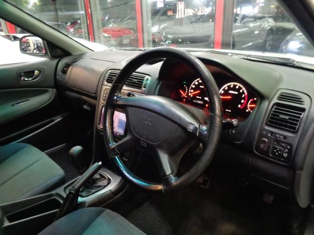 レグナム ＶＲ－４タイプＳ　最終型ギャラクシーホワイトパールカラーフルエアロ６Ａ１３Ｖ６ツインターボエンジン２８０ＰＳ純正５ＭＴ４ＷＤ専用大口径マフラータワーバー専用オーバーフェンダーＥＮＫＥＩアルミＮＡＲＤＩステアナビＴＶ（23枚目）