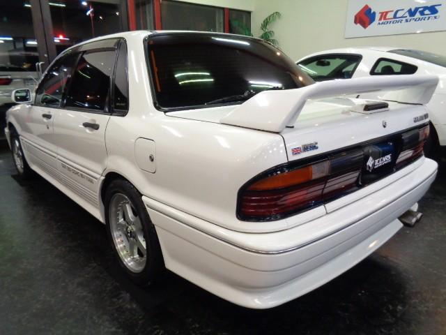 ギャラン ＶＲ－４　４Ｇ６３ターボエンジン純正５ＭＴミッション４ＷＤ２本出しマフラーＴＥＩＮ車高調レカロシートパナスポーツＧ７アルミＲスポイラーＭＯＭＯステアリング角目ＦＯＧライト電動サンルーフ走行８万ｋｍＴベルト交換済（4枚目）