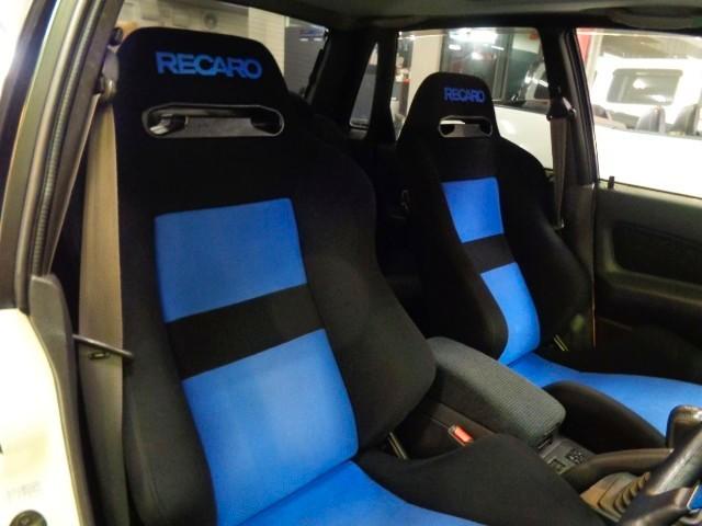 ギャラン ＶＲ－４　４Ｇ６３ターボエンジン純正５ＭＴミッション４ＷＤ２本出しマフラーＴＥＩＮ車高調レカロシートパナスポーツＧ７アルミＲスポイラーＭＯＭＯステアリング角目ＦＯＧライト電動サンルーフ走行８万ｋｍＴベルト交換済（34枚目）