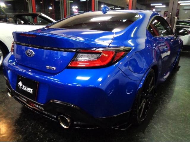 BRZ R WRブルーパールカラーSTIフルエアロFA24BOXERエンジン6MTミッションSTIマフラーTEIN車高調SAMCOパイピングナビTVバックカメラクルーズCマルチモニターTRACKモードVSC(3枚目)