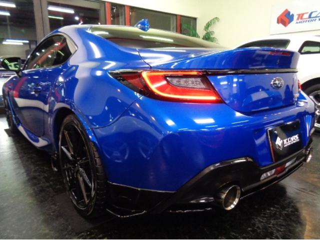 BRZ R WRブルーパールカラーSTIフルエアロFA24BOXERエンジン6MTミッションSTIマフラーTEIN車高調SAMCOパイピングナビTVバックカメラクルーズCマルチモニターTRACKモードVSC(12枚目)