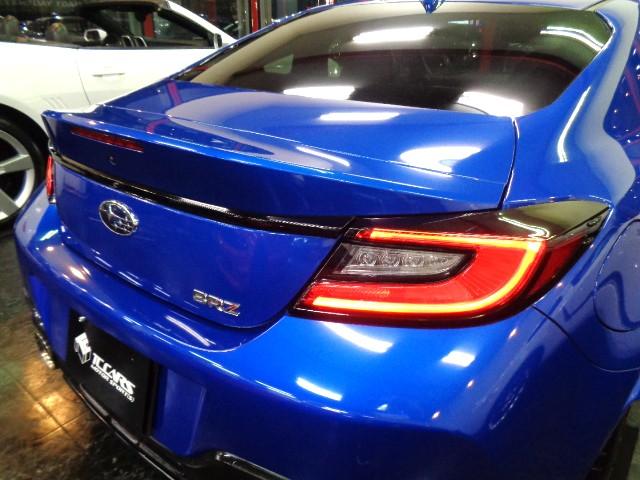 BRZ R WRブルーパールカラーSTIフルエアロFA24BOXERエンジン6MTミッションSTIマフラーTEIN車高調SAMCOパイピングナビTVバックカメラクルーズCマルチモニターTRACKモードVSC(13枚目)