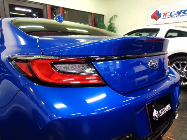 BRZ R WRブルーパールカラーSTIフルエアロFA24BOXERエンジン6MTミッションSTIマフラーTEIN車高調SAMCOパイピングナビTVバックカメラクルーズCマルチモニターTRACKモードVSC(19枚目)
