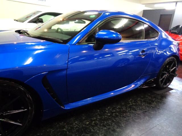 BRZ R WRブルーパールカラーSTIフルエアロFA24BOXERエンジン6MTミッションSTIマフラーTEIN車高調SAMCOパイピングナビTVバックカメラクルーズCマルチモニターTRACKモードVSC(22枚目)