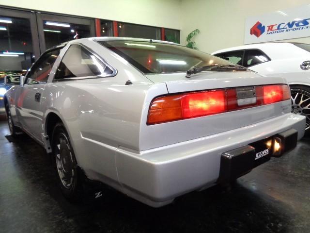 フェアレディZ 300ZX 後期モデルVG30ETV6ターボエンジン2by2Tバールーフ専用ワイドボディ専用2本出しマフラーディスクアルミホイールリトラクタブルLEDライトFOGライトフルノーマル車タイミングベルト交換済(12枚目)