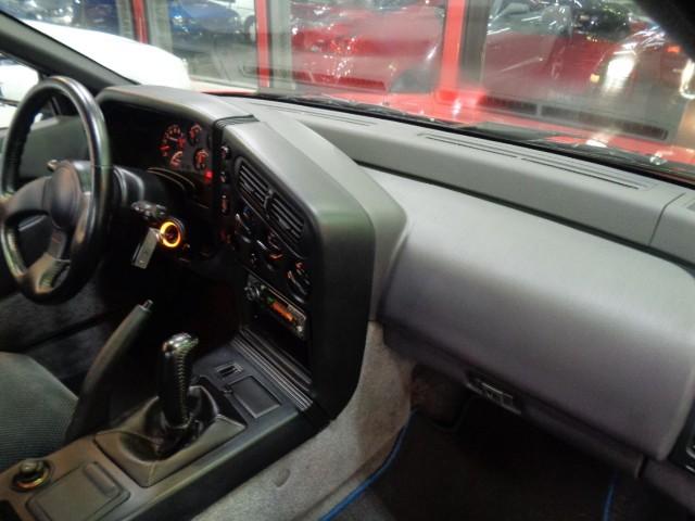 エクリプス ＧＳＲ－４　４Ｇ６３ターボエンジン純正５ＭＴミッション４ＷＤ専用２本出しマフラーパッションレッドカラー専用フルエアロ純正アルミマイルコンビメーターリトラクタブルヘッドライト走行３万ｋｍ台フルノーマル車ジャッキーＣ（30枚目）