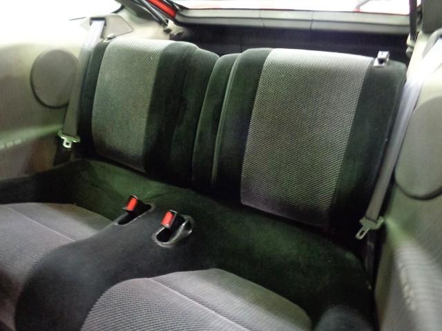 エクリプス ＧＳＲ－４　４Ｇ６３ターボエンジン純正５ＭＴミッション４ＷＤ専用２本出しマフラーパッションレッドカラー専用フルエアロ純正アルミマイルコンビメーターリトラクタブルヘッドライト走行３万ｋｍ台フルノーマル車ジャッキーＣ（34枚目）