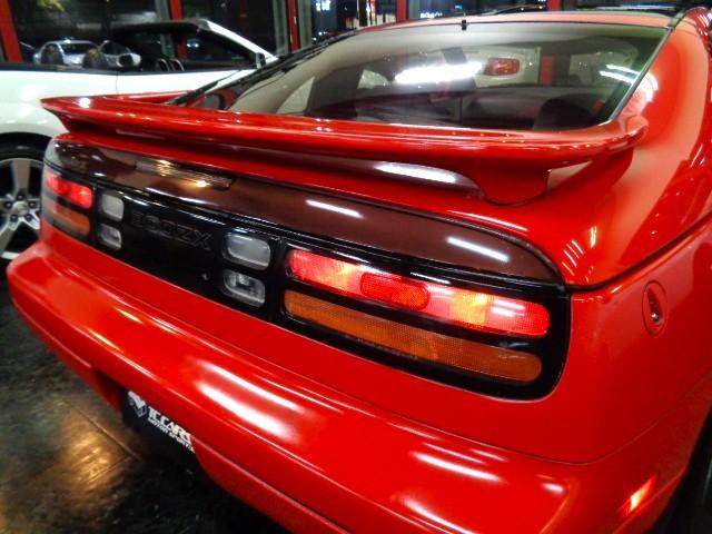 フェアレディZ 300ZX 3型モデル2シーターTバールーフVG30DEV6エンジン純正5MTミッションAPEXIマフラーTEIN車高調対向キャリパー専用スポーツシートVOLTEC18AWリアスポイラーFOGライトTベルト交換済(12枚目)