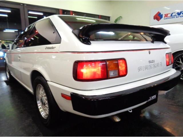 ピアッツァ イルムシャー 4ZC1-TCターボエンジン専用インタークーラーイルムシャー専用サスジウジアーロデザインHBボディBBSアルミレカロシートインテリアMOMO製ステアリングHIDライト走行8万km台Tベルト交換済(12枚目)