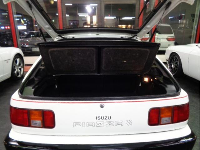 ピアッツァ イルムシャー 4ZC1-TCターボエンジン専用インタークーラーイルムシャー専用サスジウジアーロデザインHBボディBBSアルミレカロシートインテリアMOMO製ステアリングHIDライト走行8万km台Tベルト交換済(41枚目)