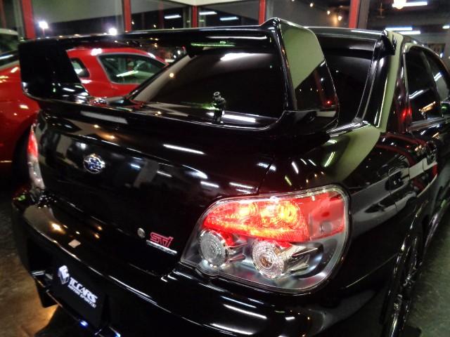 インプレッサ ＷＲＸ　ＳＴｉ　後期型ＣＨＡＲＧＥＳＰＥＥＤエアロＥＪ２０ＢＯＸＥＲターボエンジン６ＭＴ４ＷＤステンマフラーＨＫＳ車高調ＤＣＣＤブレンボキャリパーブリッツＳＢＣレカロシートＳＴＩ鍛造１８アルミナビＴＶＴベルト交換済（13枚目）