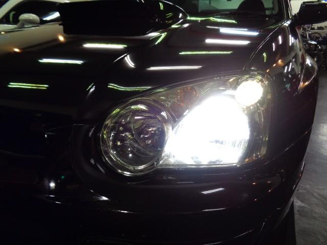 インプレッサ ＷＲＸ　ＳＴｉ　ブラックトパーズＭカラーＳＴＩエアロＥＪ２０ＢＯＸＥＲターボエンジン６ＭＴミッション４ＷＤステンマフラーＤＣＣＤブレンボキャリパーＳＴＩアルミＬＥＤライト追加メーターナビＴＶ大型リアスポＴベルト交換済（10枚目）
