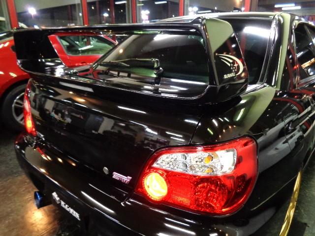 インプレッサ ＷＲＸ　ＳＴｉ　ブラックトパーズＭカラーＳＴＩエアロＥＪ２０ＢＯＸＥＲターボエンジン６ＭＴミッション４ＷＤステンマフラーＤＣＣＤブレンボキャリパーＳＴＩアルミＬＥＤライト追加メーターナビＴＶ大型リアスポＴベルト交換済（13枚目）