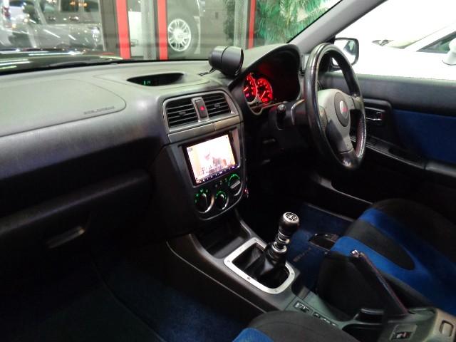 インプレッサ ＷＲＸ　ＳＴｉ　ブラックトパーズＭカラーＳＴＩエアロＥＪ２０ＢＯＸＥＲターボエンジン６ＭＴミッション４ＷＤステンマフラーＤＣＣＤブレンボキャリパーＳＴＩアルミＬＥＤライト追加メーターナビＴＶ大型リアスポＴベルト交換済（27枚目）