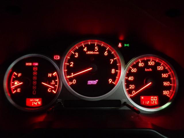 インプレッサ ＷＲＸ　ＳＴｉ　ブラックトパーズＭカラーＳＴＩエアロＥＪ２０ＢＯＸＥＲターボエンジン６ＭＴミッション４ＷＤステンマフラーＤＣＣＤブレンボキャリパーＳＴＩアルミＬＥＤライト追加メーターナビＴＶ大型リアスポＴベルト交換済（31枚目）