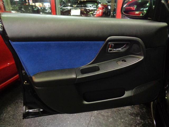 インプレッサ ＷＲＸ　ＳＴｉ　ブラックトパーズＭカラーＳＴＩエアロＥＪ２０ＢＯＸＥＲターボエンジン６ＭＴミッション４ＷＤステンマフラーＤＣＣＤブレンボキャリパーＳＴＩアルミＬＥＤライト追加メーターナビＴＶ大型リアスポＴベルト交換済（37枚目）