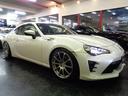８６ Ｇ　後期モデルＦＡ２０ＢＯＸＥＲエンジン６ＭＴミッションＯＰ２本出しマフラーＢＬＩＴＺ車高調ＶＥＲＴＥＸカーボンウイングＡＤＶＡＮ１８ＡＷスリットローターＶＳＣナビＴＶバックカメラＮＡＲＤＩステアドラレコ（8枚目）