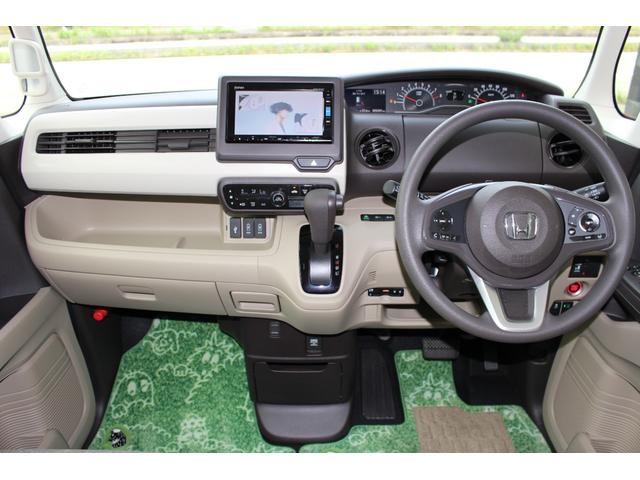 Ｎ－ＢＯＸ Ｇ・Ｌホンダセンシング　ギャザズＳＤナビ　フルセグＴＶ　Ｂｌｕｅｔｏｏｔｈ　Ｂカメラ　ＥＴＣ　ＵＳＢ　走行中ＴＶキット　前後ドラレコ　左ＰＳドア　クルコン　スマートキー　プッシュスタート　純正ＯＰフロアマット　ＬＥＤライト（12枚目）