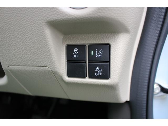 Ｎ－ＢＯＸ Ｇ・Ｌホンダセンシング　ギャザズＳＤナビ　フルセグＴＶ　Ｂｌｕｅｔｏｏｔｈ　Ｂカメラ　ＥＴＣ　ＵＳＢ　走行中ＴＶキット　前後ドラレコ　左ＰＳドア　クルコン　スマートキー　プッシュスタート　純正ＯＰフロアマット　ＬＥＤライト（26枚目）
