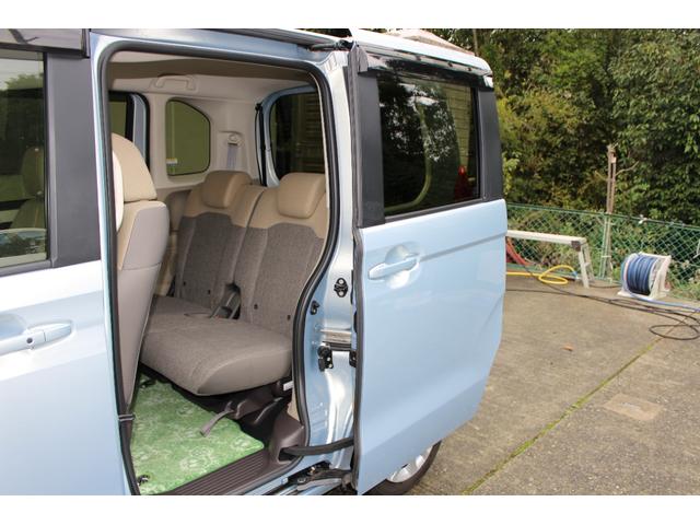 Ｎ－ＢＯＸ Ｇ・Ｌホンダセンシング　ギャザズＳＤナビ　フルセグＴＶ　Ｂｌｕｅｔｏｏｔｈ　Ｂカメラ　ＥＴＣ　ＵＳＢ　走行中ＴＶキット　前後ドラレコ　左ＰＳドア　クルコン　スマートキー　プッシュスタート　純正ＯＰフロアマット　ＬＥＤライト（28枚目）
