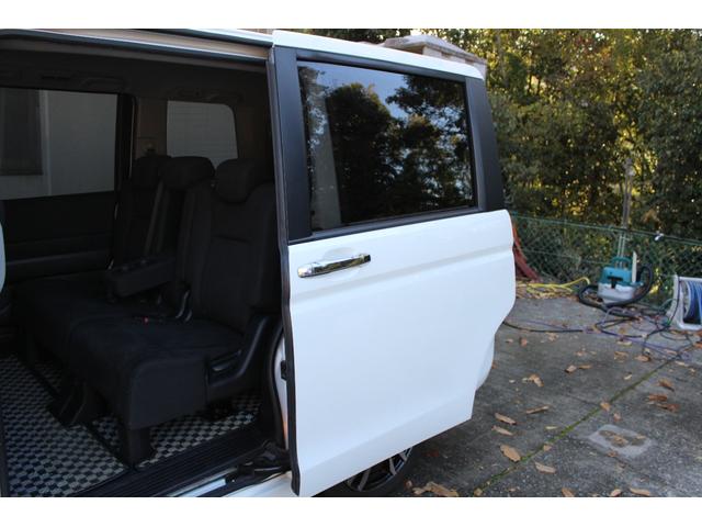 ステップワゴンスパーダ Ｚ　後期　アルパイン８インチ大型ナビ　フルセグＴＶ　Ｂｌｕｅｔｏｏｔｈ　バックカメラ　ＥＴＣ　アルパイン天井モニター　ドラレコ　両側ＰＳドア　スマートキーＸ２本　パドルシフト　ＨＩＤライト　アルミホイール（28枚目）