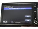 Ｇ・Ｌターボホンダセンシング　ツートンカラースタイル　ギャザズ８インチ大型ナビ　フルセグＴＶ　Ｂｌｕｅｔｏｏｔｈ　天井モニター　バックカメラ　ＥＴＣ　ＵＳＢｘ３　両側ＰＳドア　パドルシフト　クルコン　スマートキーＸ２　ＬＥＤライト（26枚目）
