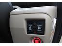 Ｇ・Ｌターボホンダセンシング　ツートンカラースタイル　ギャザズ８インチ大型ナビ　フルセグＴＶ　Ｂｌｕｅｔｏｏｔｈ　天井モニター　バックカメラ　ＥＴＣ　ＵＳＢｘ３　両側ＰＳドア　パドルシフト　クルコン　スマートキーＸ２　ＬＥＤライト（27枚目）