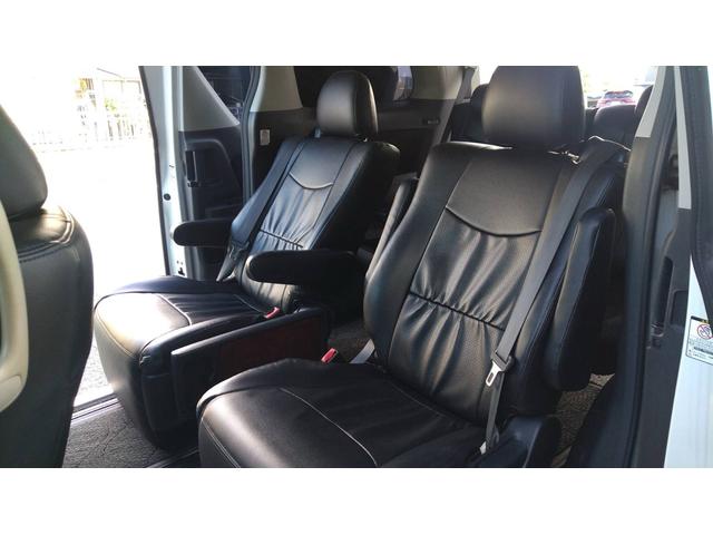 ヴェルファイア ２．４Ｚ　ローダウン　７人乗り　ナビ　フリップダウンモニター　シートカバー（23枚目）
