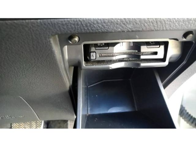 ヴェルファイア ２．４Ｚ　ローダウン　７人乗り　ナビ　フリップダウンモニター　シートカバー（32枚目）