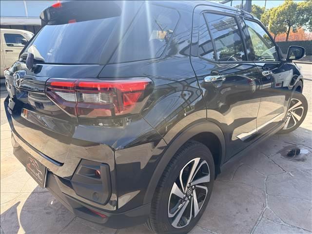 ライズ Ｚ　１．２Ｚ　９インチディスプレイ　バックモニター　バックモニター　スマートアシスト　シートヒーター　ＬＥＤヘッドライト　純正１７インチアルミ　ドアレコ　ＥＴＣ　　Ｂｌｕｅｔｏｏｔｈ　ワンオーナー（9枚目）