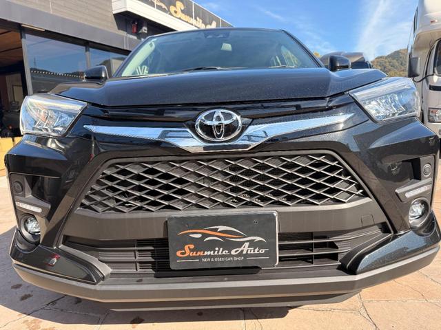 ライズ Ｚ　１．２Ｚ　９インチディスプレイ　バックモニター　バックモニター　スマートアシスト　シートヒーター　ＬＥＤヘッドライト　純正１７インチアルミ　ドアレコ　ＥＴＣ　　Ｂｌｕｅｔｏｏｔｈ　ワンオーナー（16枚目）