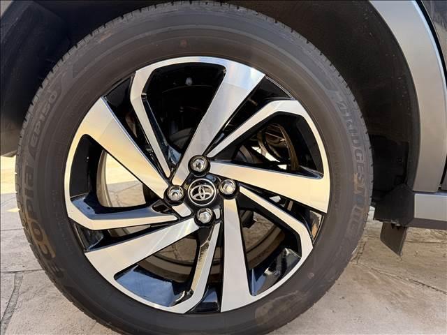 ライズ Ｚ　１．２Ｚ　９インチディスプレイ　バックモニター　バックモニター　スマートアシスト　シートヒーター　ＬＥＤヘッドライト　純正１７インチアルミ　ドアレコ　ＥＴＣ　　Ｂｌｕｅｔｏｏｔｈ　ワンオーナー（17枚目）