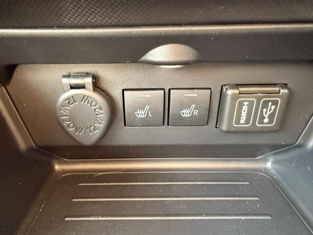 ライズ Ｚ　１．２Ｚ　９インチディスプレイ　バックモニター　バックモニター　スマートアシスト　シートヒーター　ＬＥＤヘッドライト　純正１７インチアルミ　ドアレコ　ＥＴＣ　　Ｂｌｕｅｔｏｏｔｈ　ワンオーナー（36枚目）