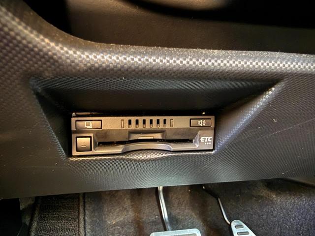 ライズ Ｚ　１．２Ｚ　９インチディスプレイ　バックモニター　バックモニター　スマートアシスト　シートヒーター　ＬＥＤヘッドライト　純正１７インチアルミ　ドアレコ　ＥＴＣ　　Ｂｌｕｅｔｏｏｔｈ　ワンオーナー（54枚目）