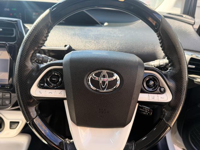 プリウス Ａプレミアム　ツーリングセレクション　Ａ　プレミアム　“ツーリングセレクション”事故歴無し　バックモニター　フルエアロ　ＬＥＤヘッドライト　バックモニター　盗難防止装置　障害物センサー　シートヒーター（23枚目）