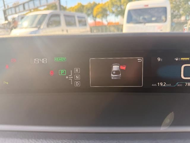 プリウス Ａプレミアム　ツーリングセレクション　Ａ　プレミアム　“ツーリングセレクション”事故歴無し　バックモニター　フルエアロ　ＬＥＤヘッドライト　バックモニター　盗難防止装置　障害物センサー　シートヒーター（26枚目）