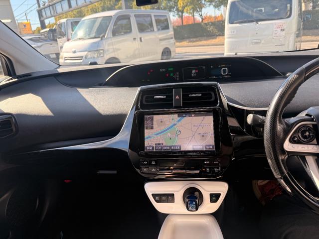 プリウス Ａプレミアム　ツーリングセレクション　Ａ　プレミアム　“ツーリングセレクション”事故歴無し　バックモニター　フルエアロ　ＬＥＤヘッドライト　バックモニター　盗難防止装置　障害物センサー　シートヒーター（27枚目）