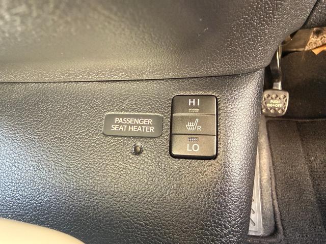 プリウス Ａプレミアム　ツーリングセレクション　Ａ　プレミアム　“ツーリングセレクション”事故歴無し　バックモニター　フルエアロ　ＬＥＤヘッドライト　バックモニター　盗難防止装置　障害物センサー　シートヒーター（39枚目）